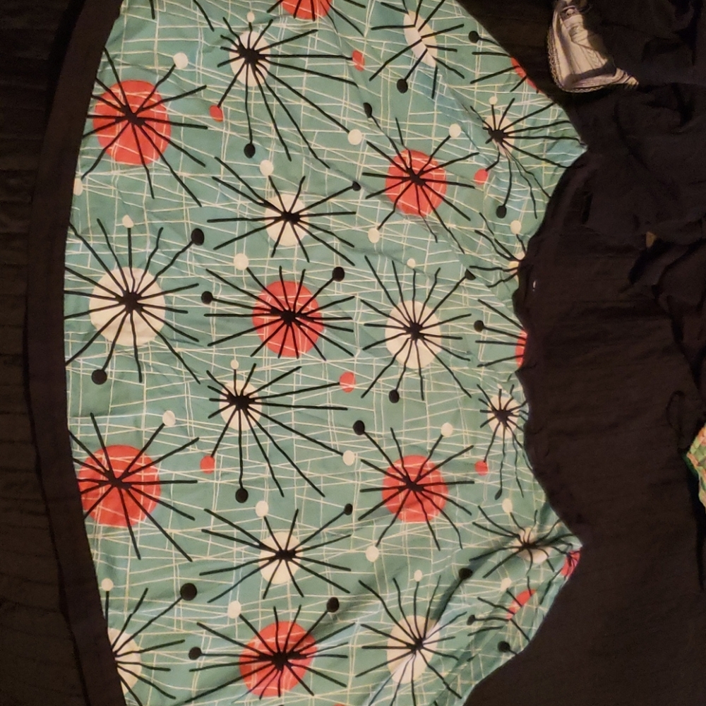 Retro starburst skirt